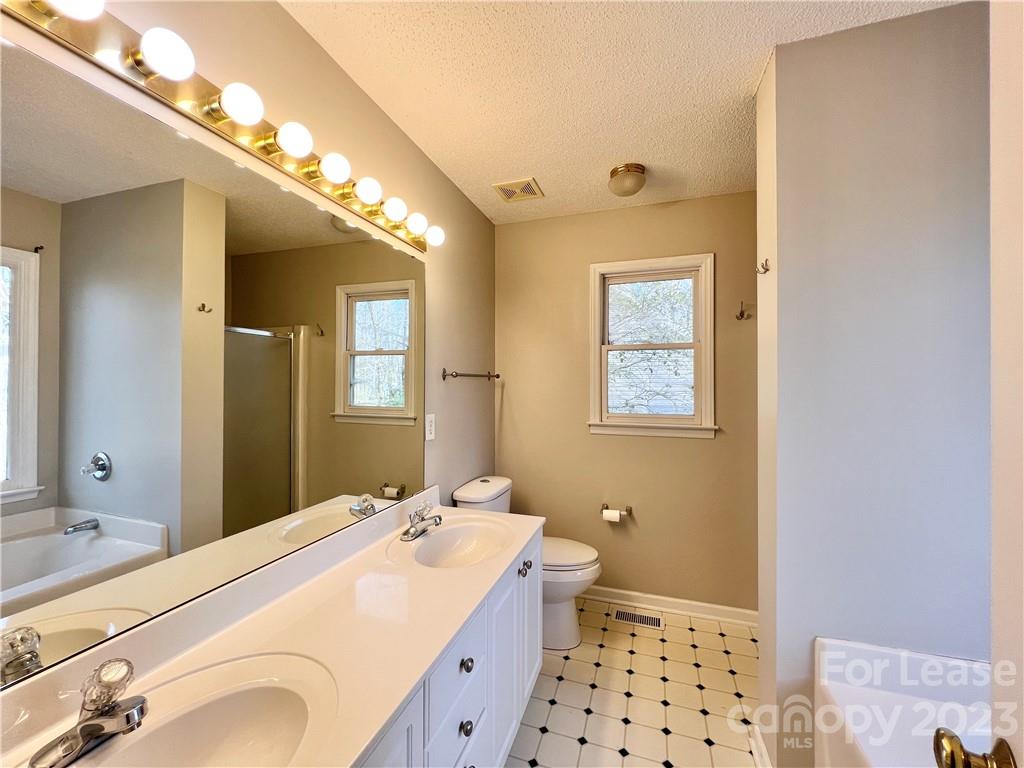 Enchanted Forest - Residential Lease