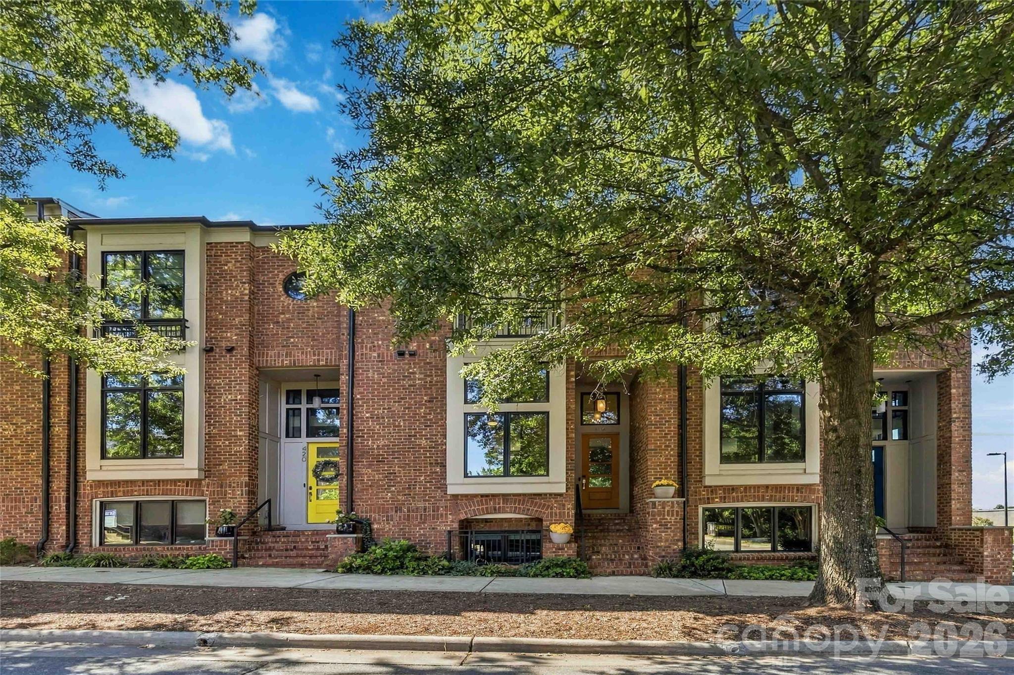 416 E 33rd Street