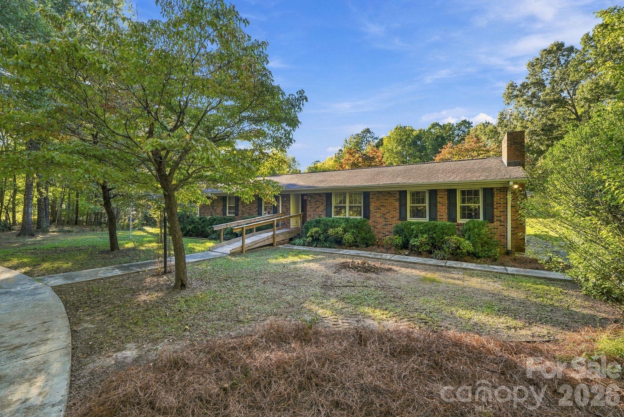 1558 Cornwell Road