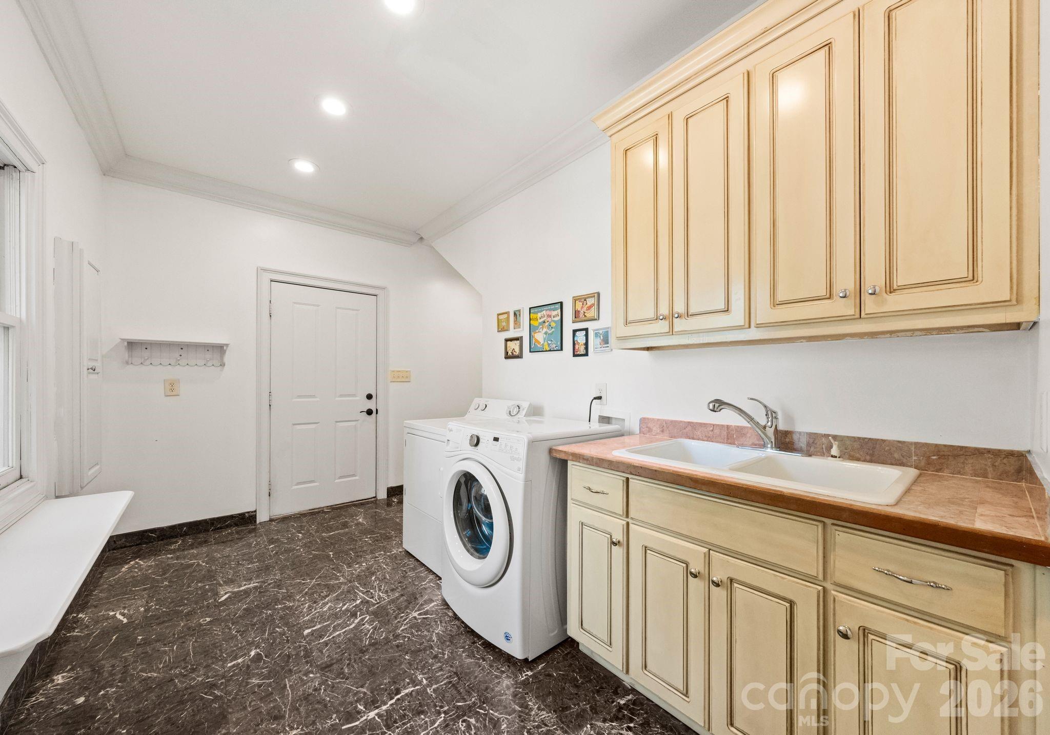 Pinsto Forest - Residential