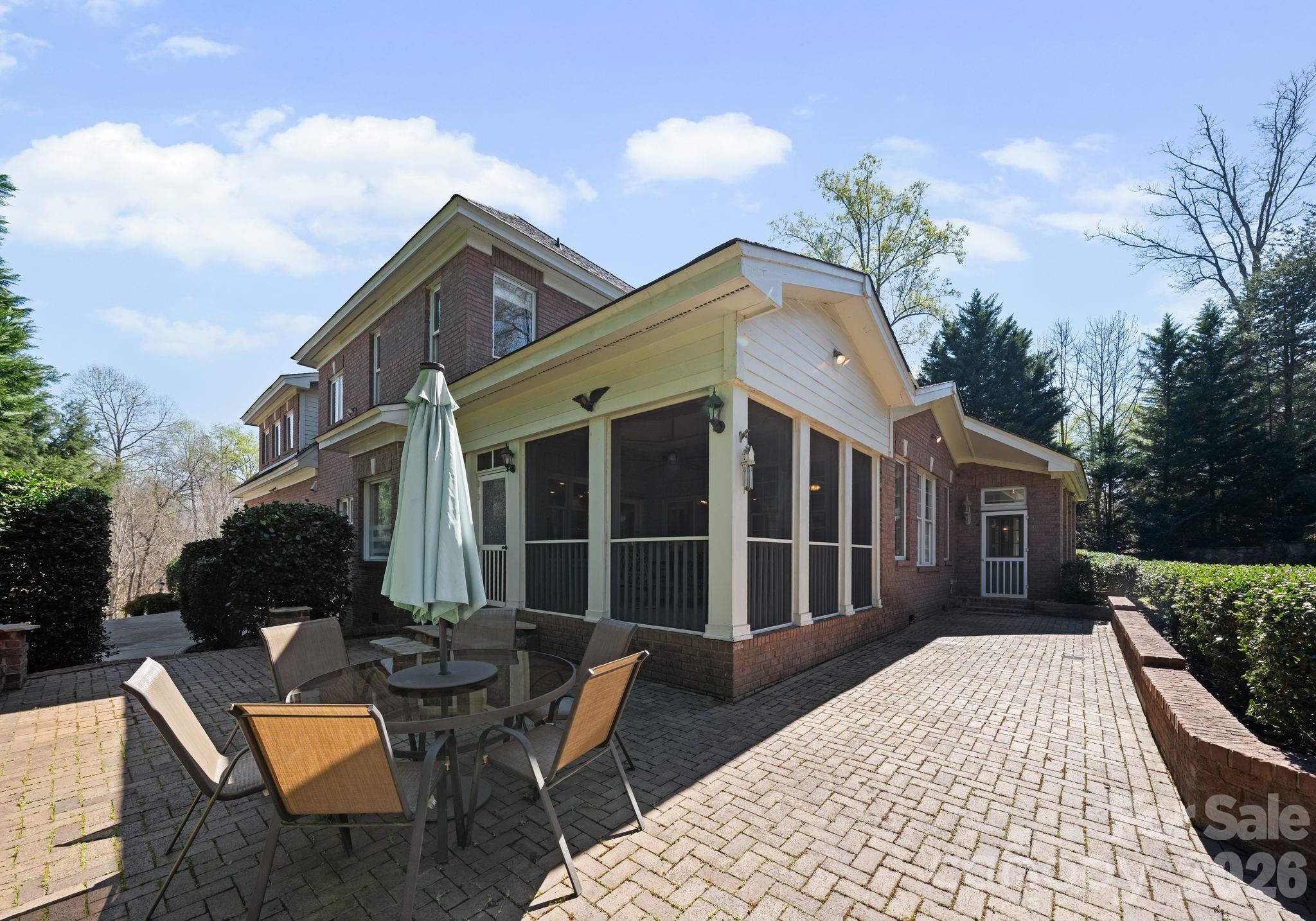 Pinsto Forest - Residential