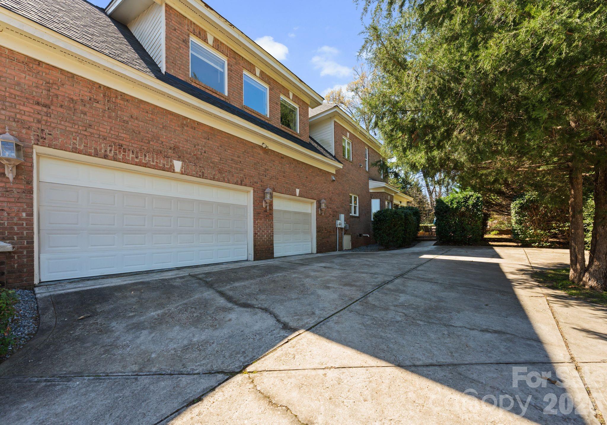 Pinsto Forest - Residential