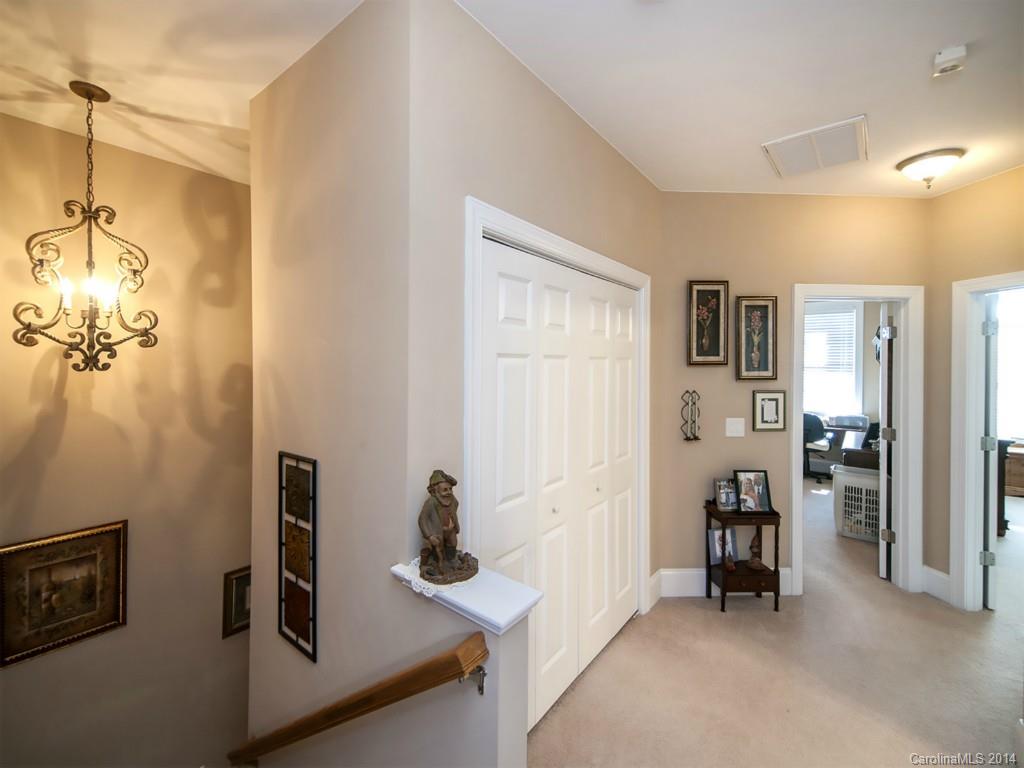 Beacon Knoll - Residential