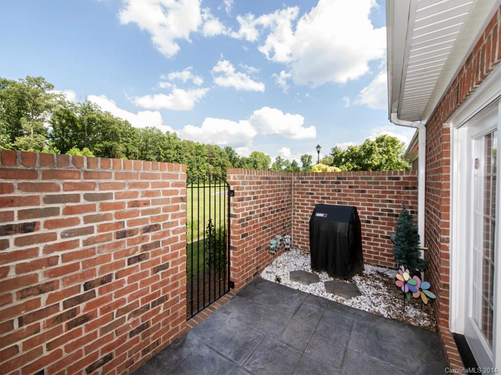 Beacon Knoll - Residential