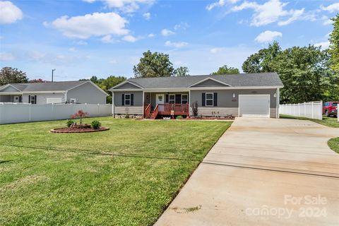 A home in Hickory