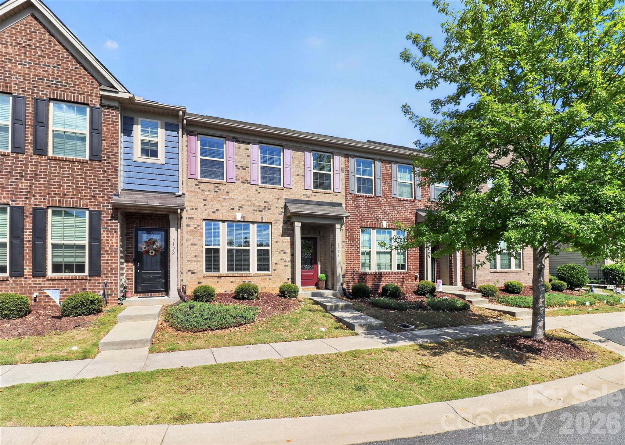 8118 English Clover Lane