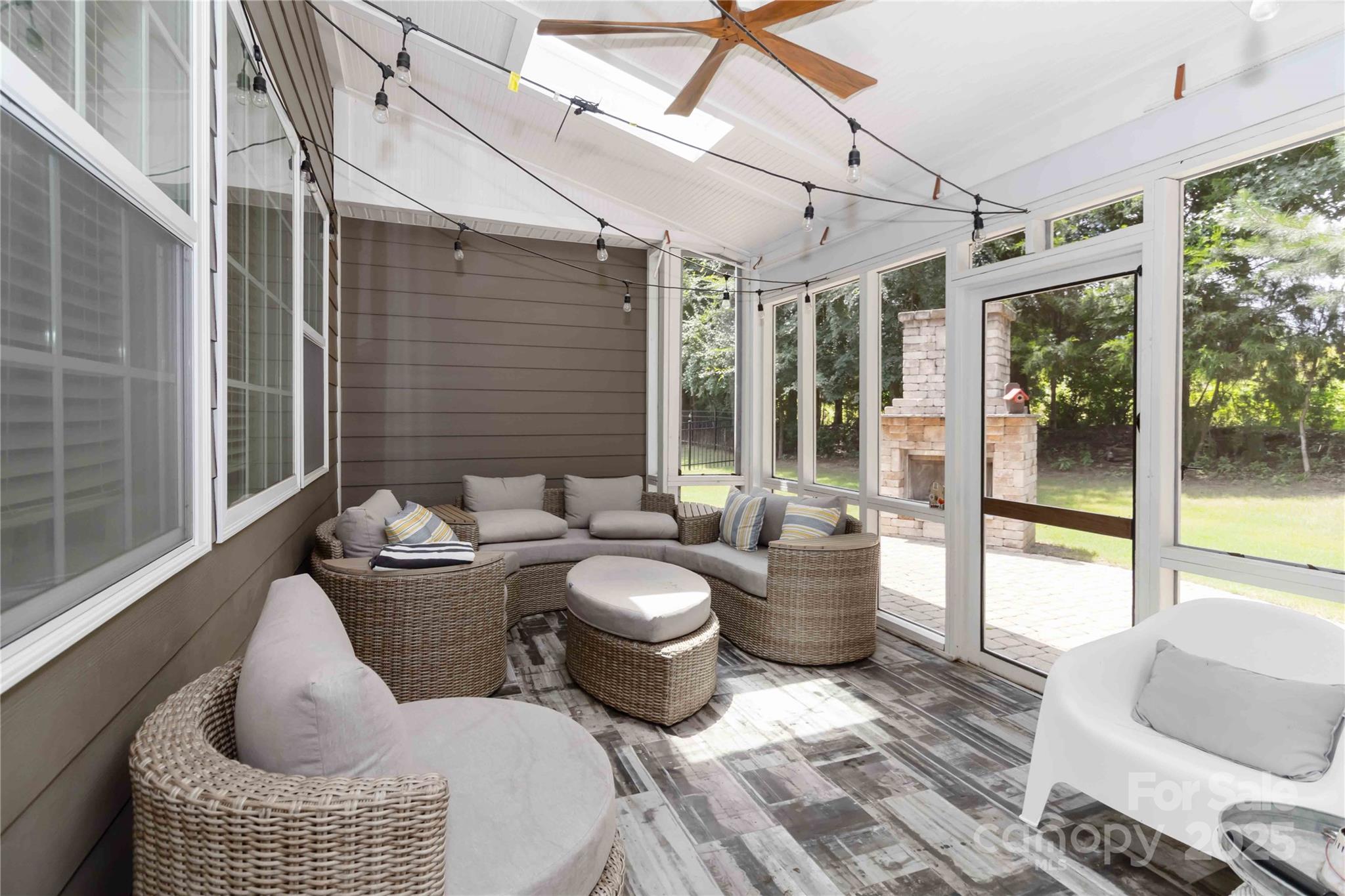 Lake Ridge - Residential