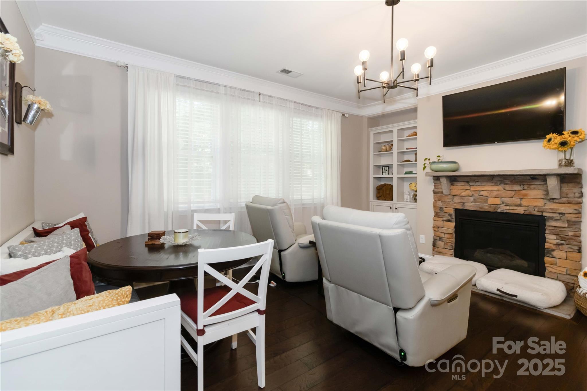 Lake Ridge - Residential