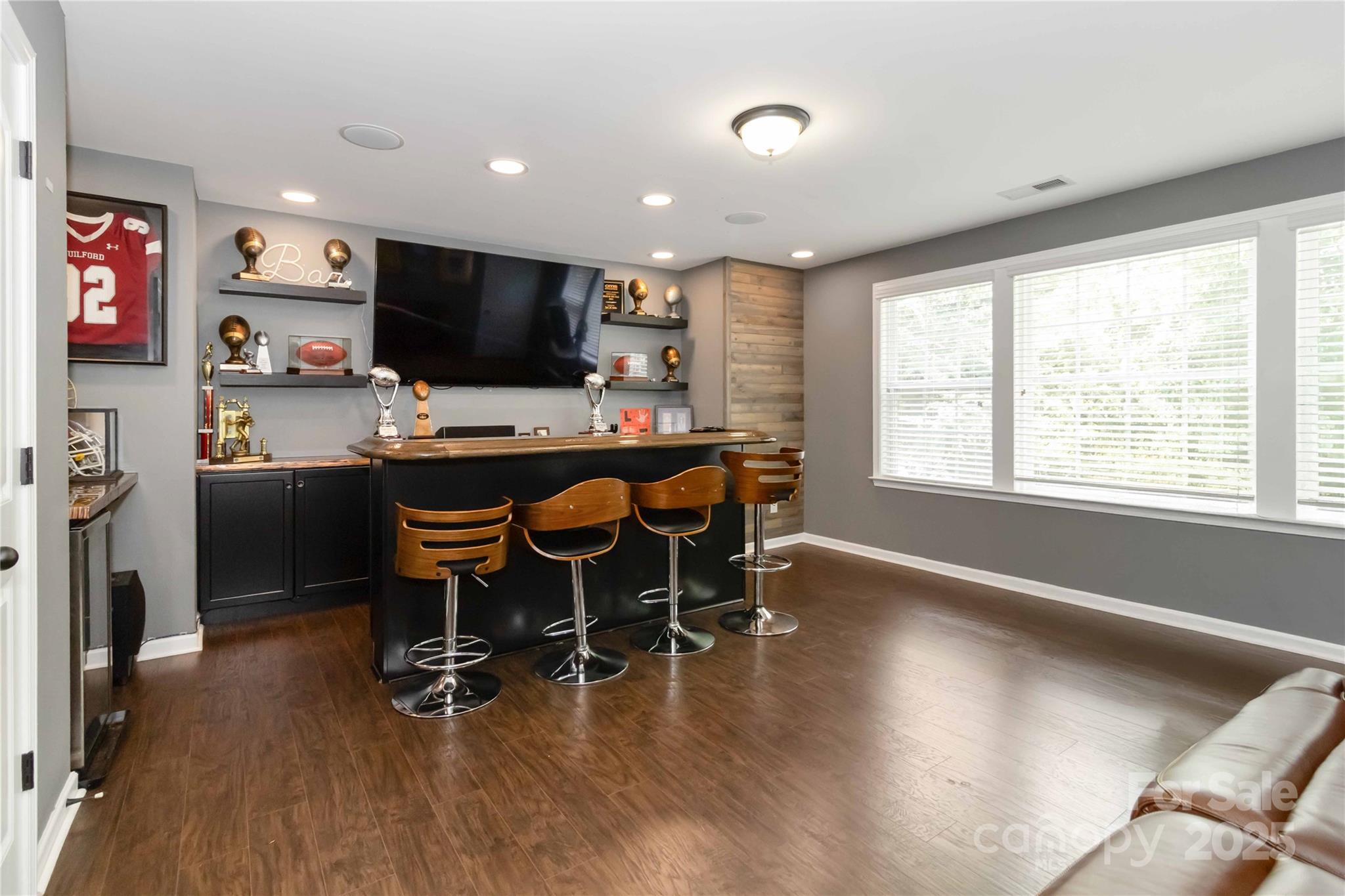 Lake Ridge - Residential