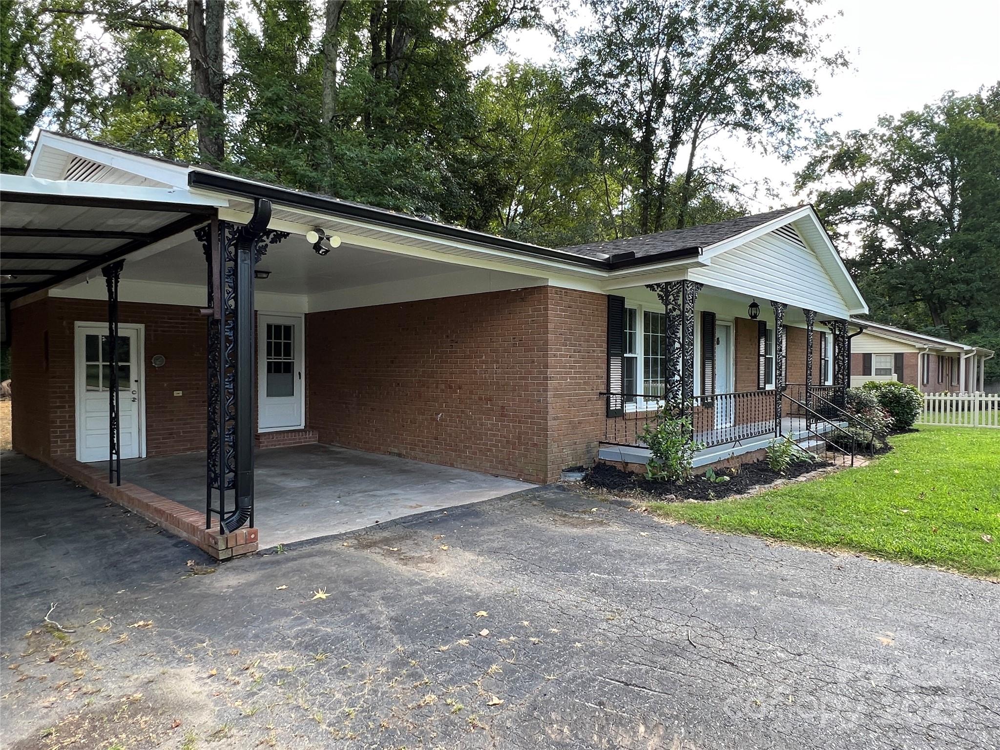 325 Briarcliff Drive