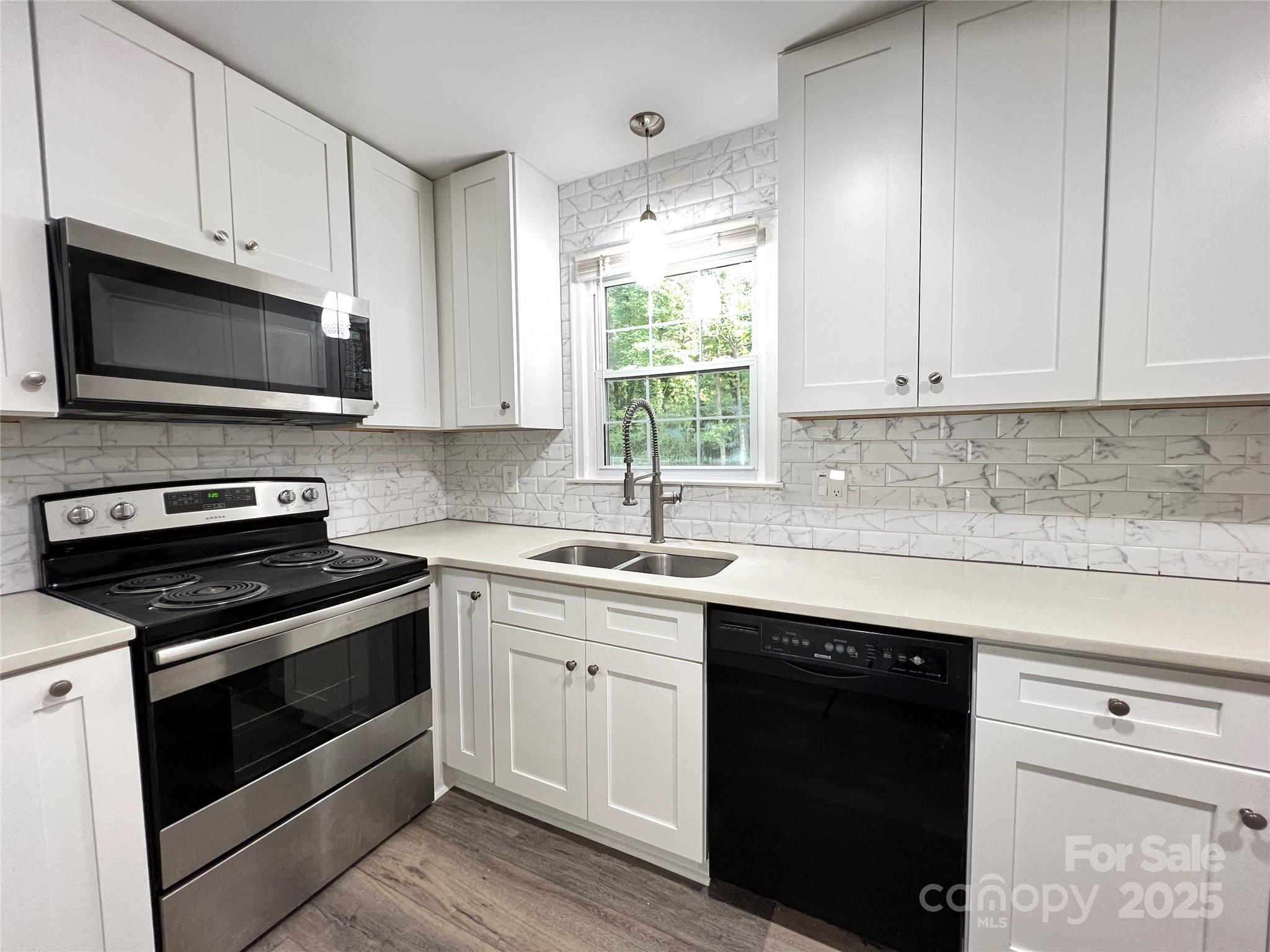 325 Briarcliff Drive