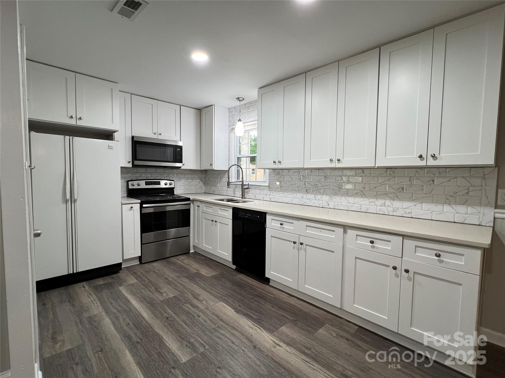 325 Briarcliff Drive