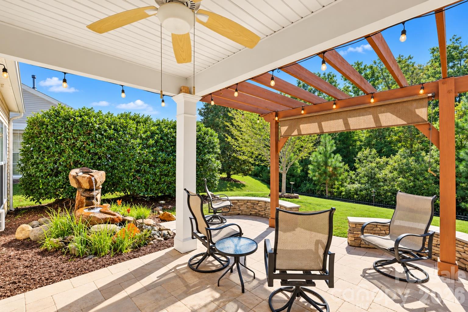 8077 Crater Lake Drive