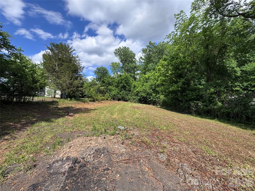 Spacious, cleared lot! Ready for you to build your own home in desirable Belmont, NC! The short drive down Lincoln Street, places you in downtown Belmont! The other direction allows convenient access to Wilkinson Boulevard! 20-25 minute drive to the airport! Easy to show!