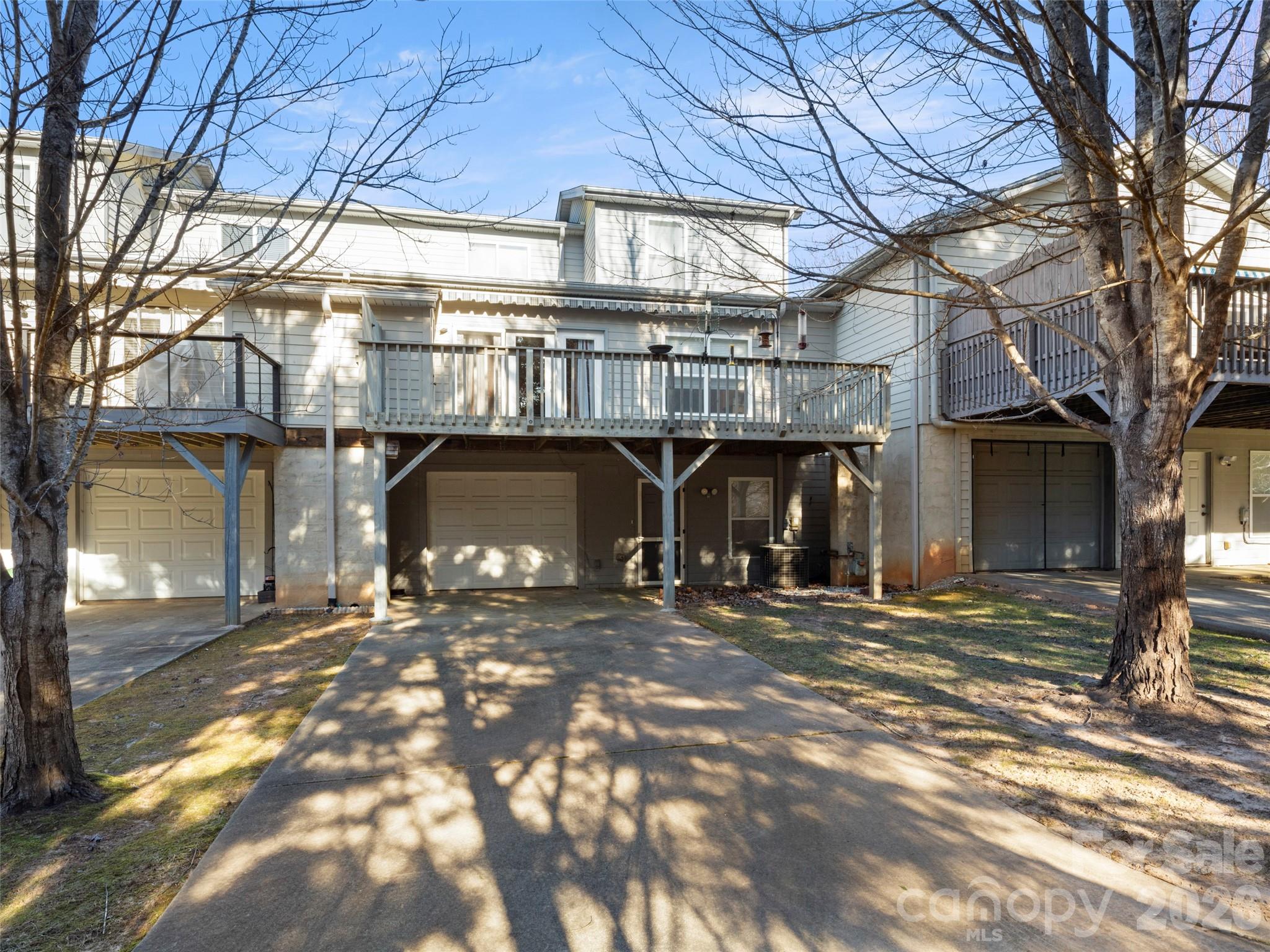 Royal Pines Village - Residential