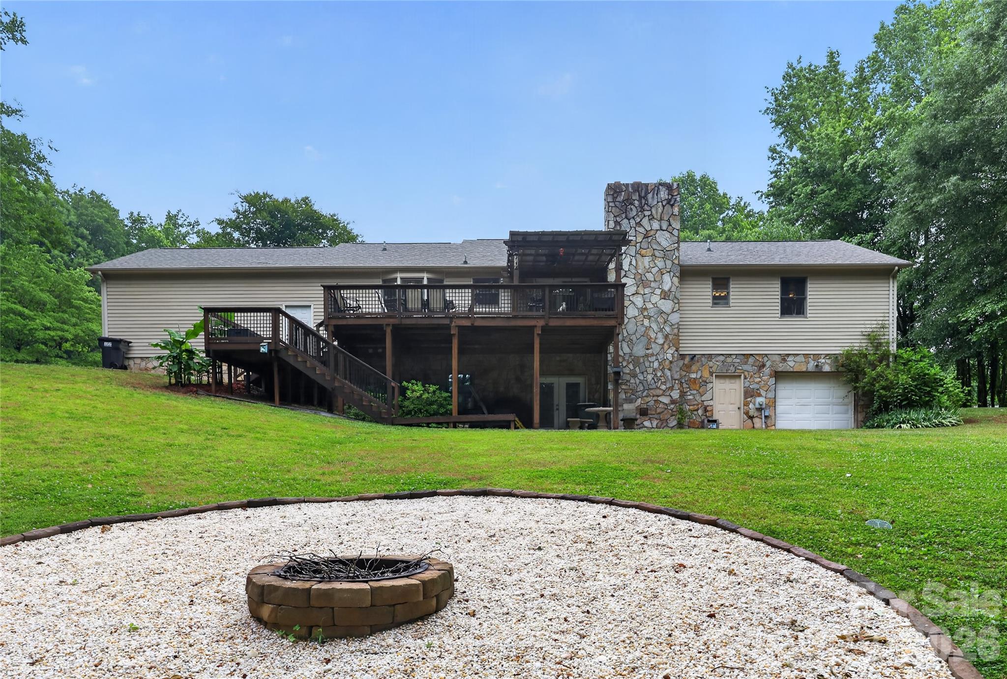 711 Candlewick Drive