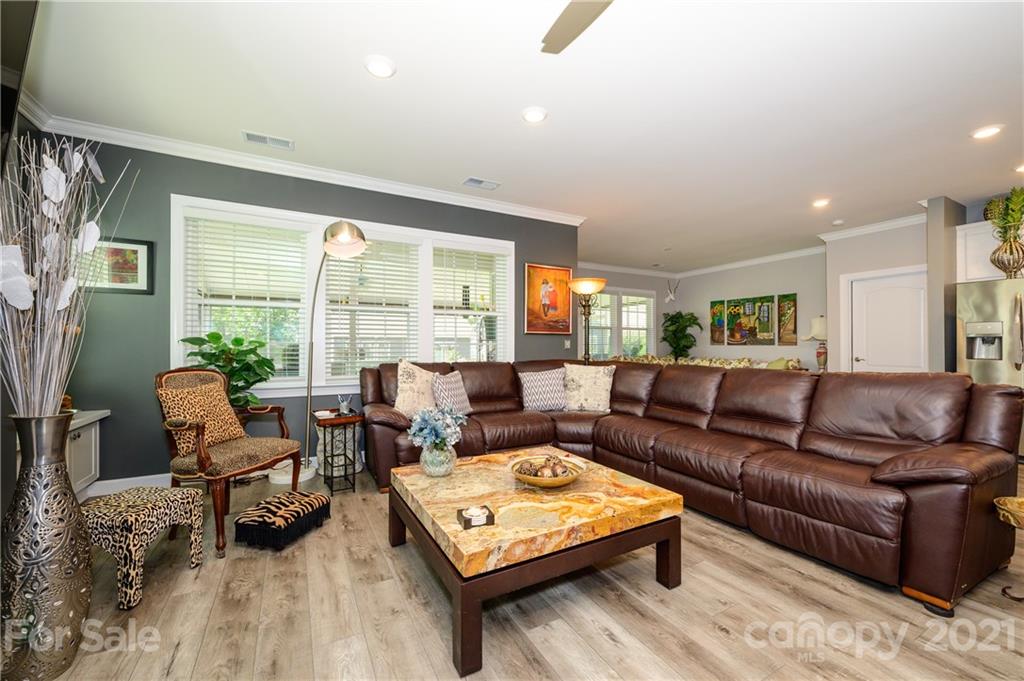 Tree Tops - Residential