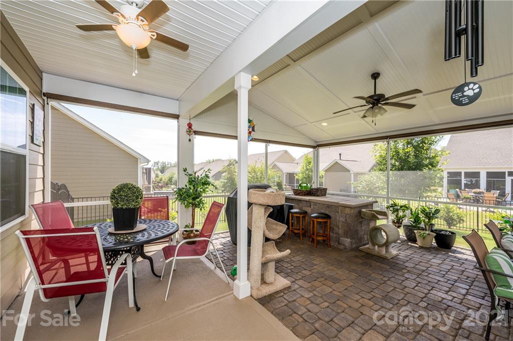 Tree Tops - Residential