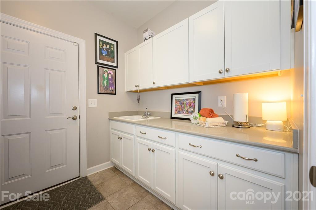 Tree Tops - Residential