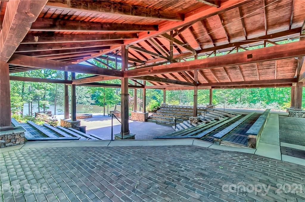 Tree Tops - Residential