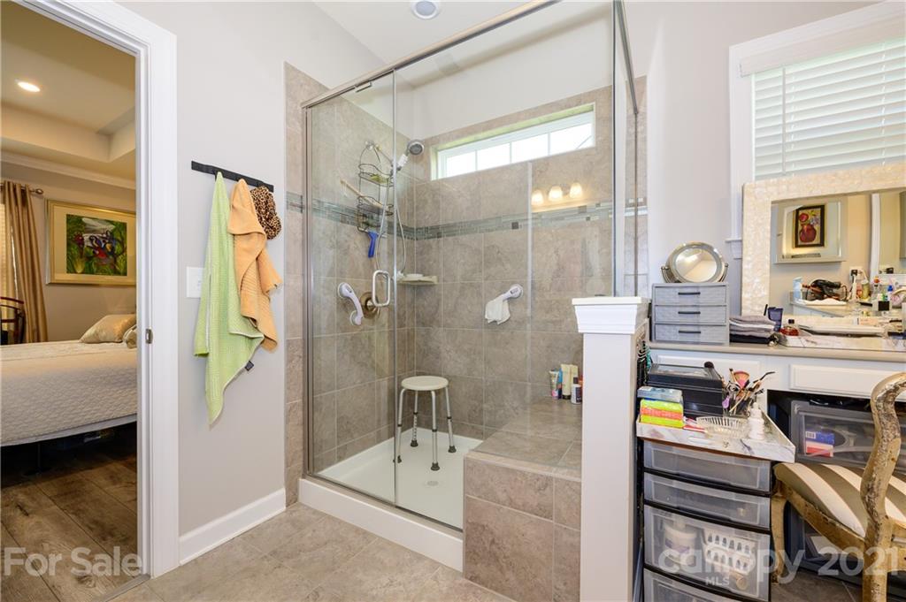 Tree Tops - Residential