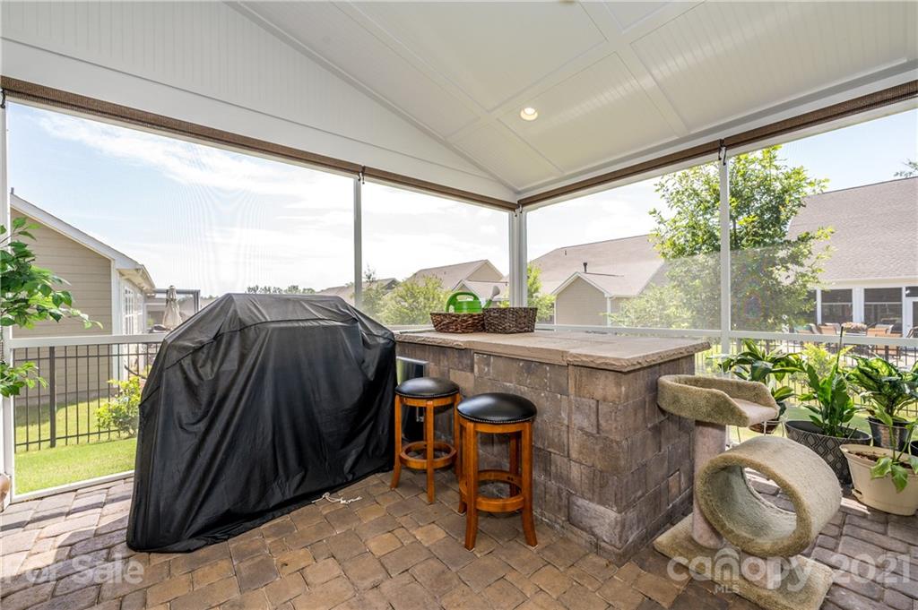 Tree Tops - Residential