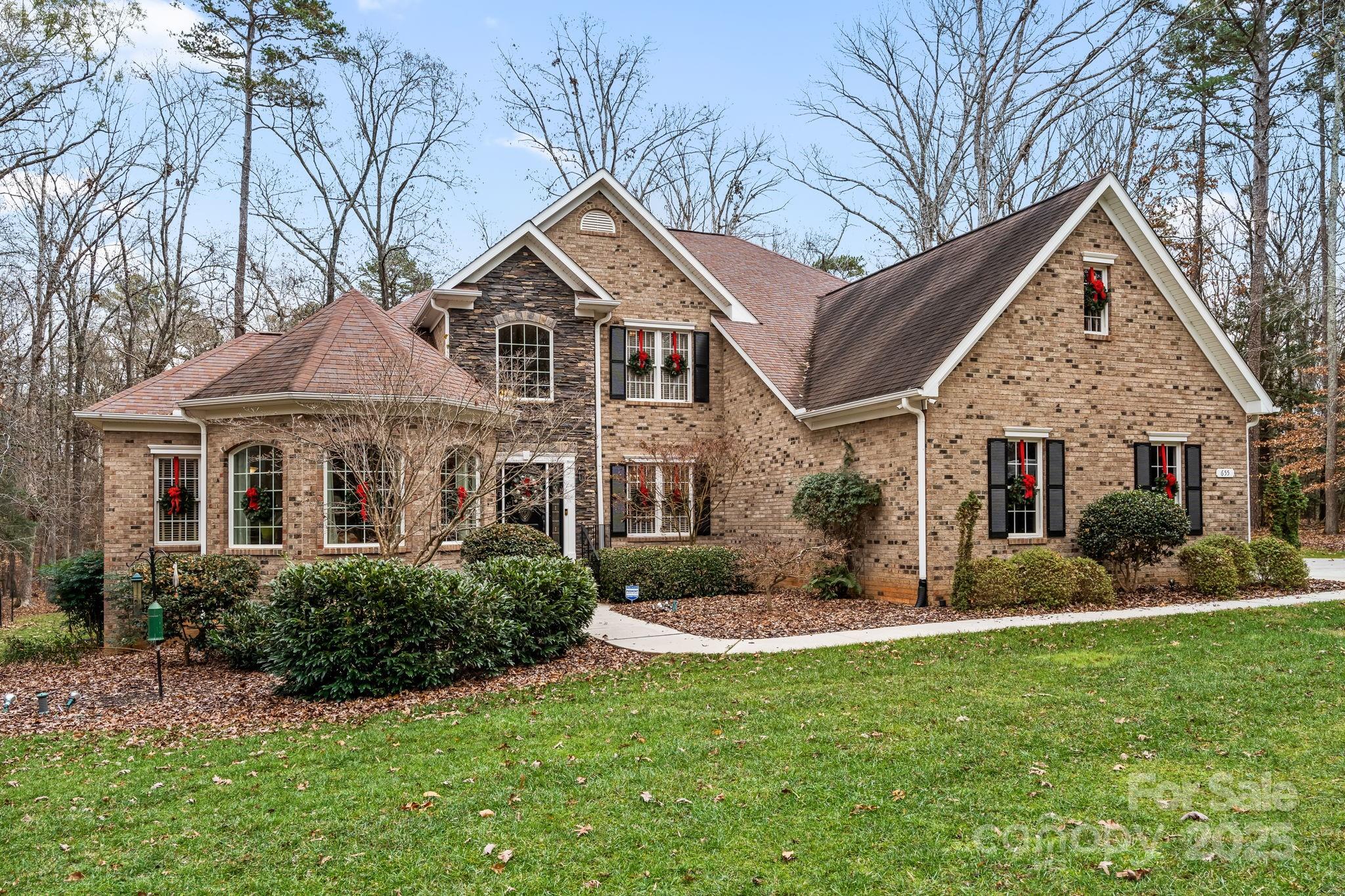 655 Starboard Reach None