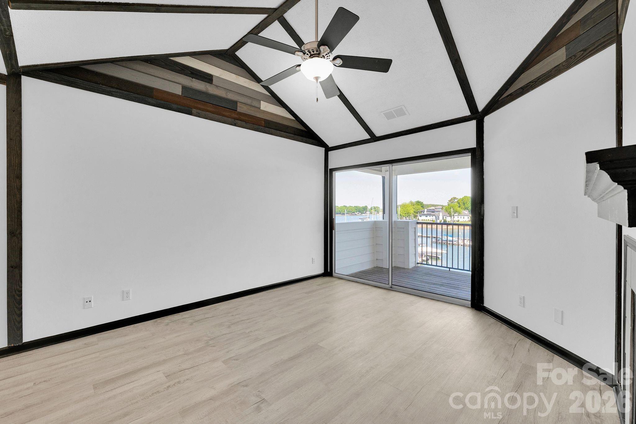 Vineyard Point - Residential