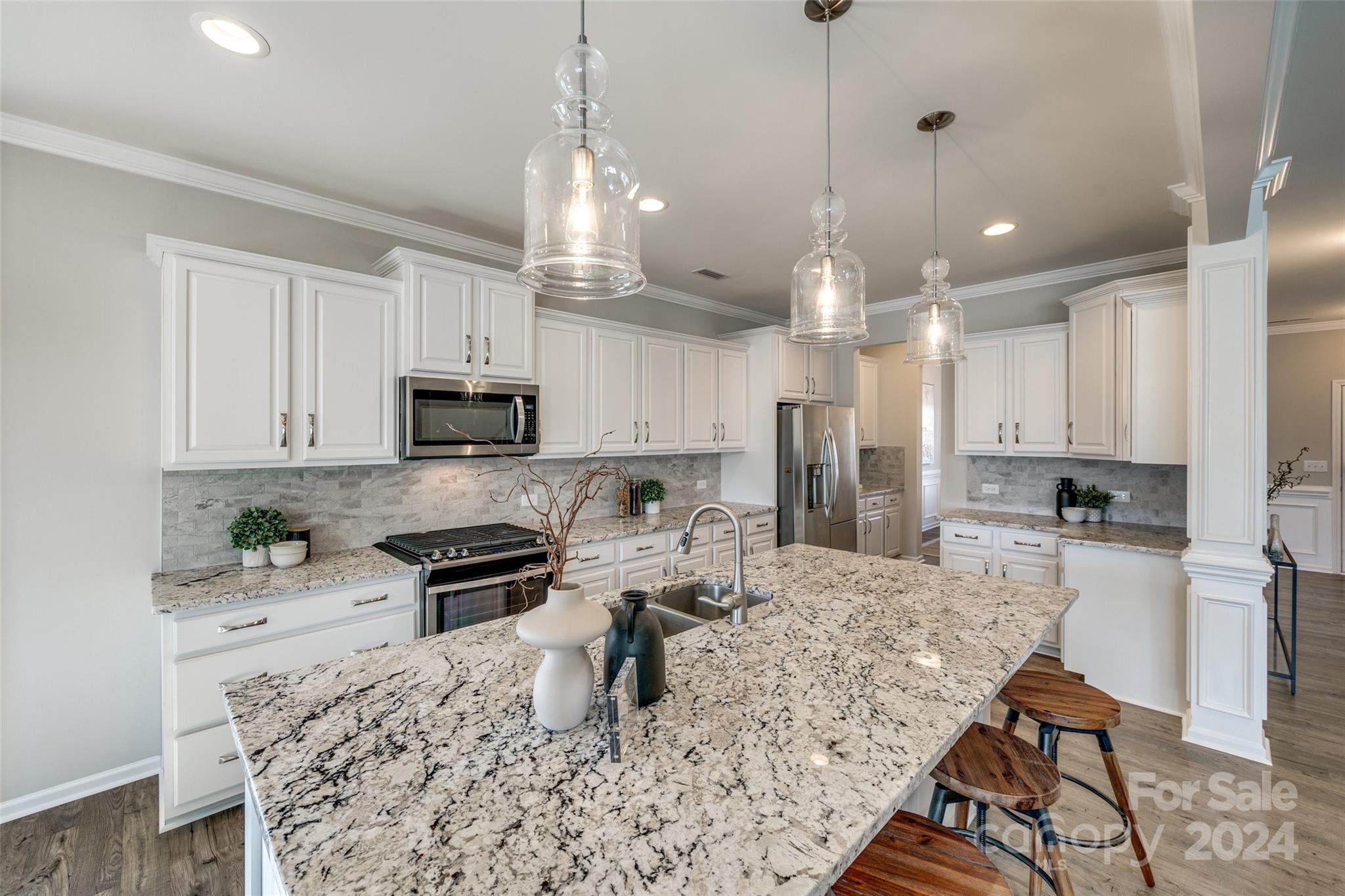 Lake Ridge - Residential