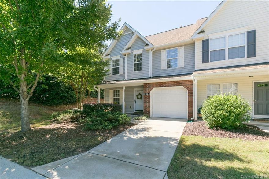 Wonderfully well maintained townhome in Covington at Providence! This stunning end unit in desirable S.Charlotte has it all! Kitchen is updated with brand new SS appliances. The bright sun room is great for relaxation & the open living(w/cozy fireplace) is easy entertaining. En Suite Master on the main, with 2 beds and loft space up. 1 car garage with additional parking. Seconds to Providence Promenade, Fresh Market, etc.- minutes to Ballantyne restaurants/retail, access to 485. Community Pool!