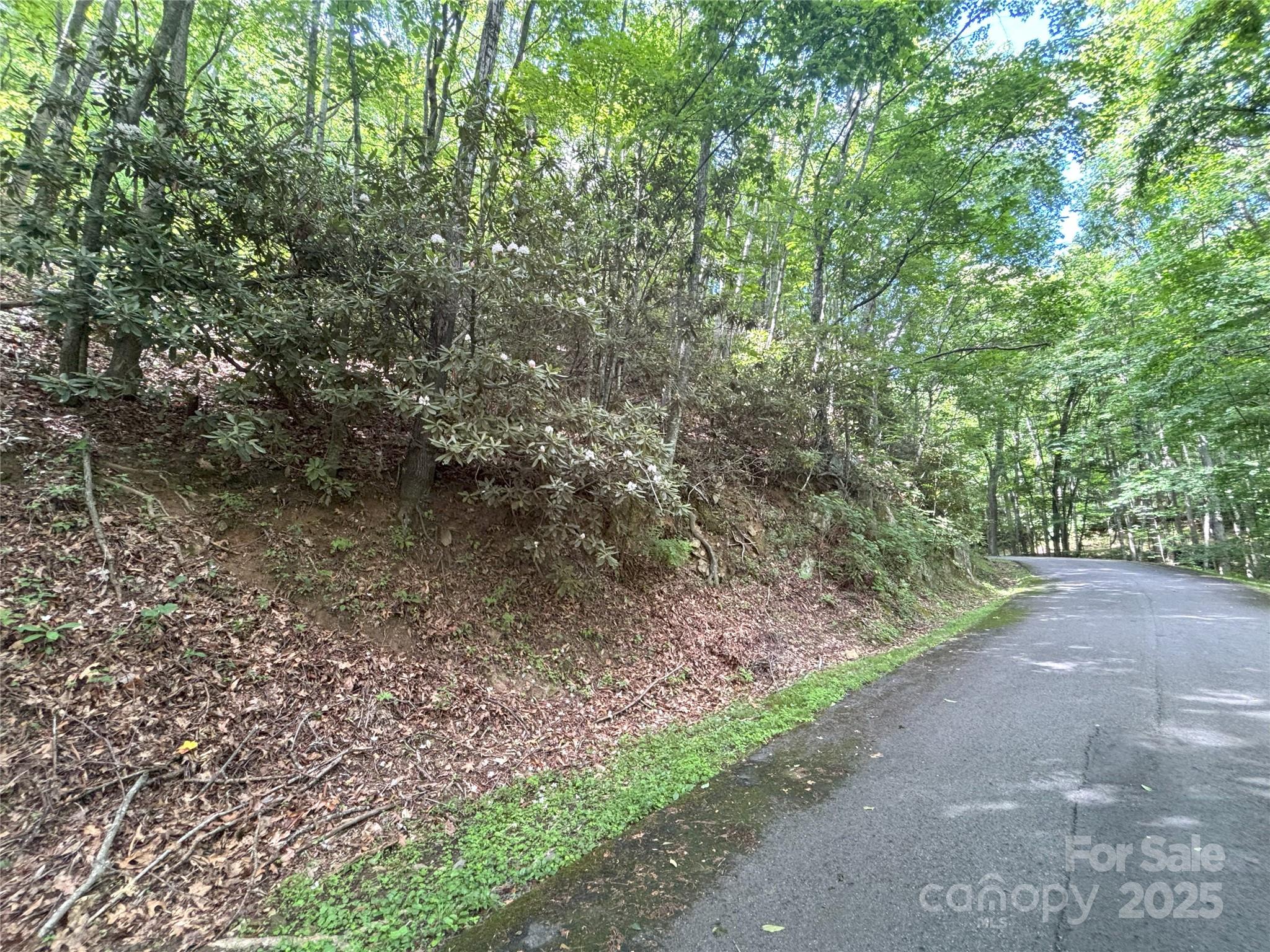 000 Valley View Drive 14