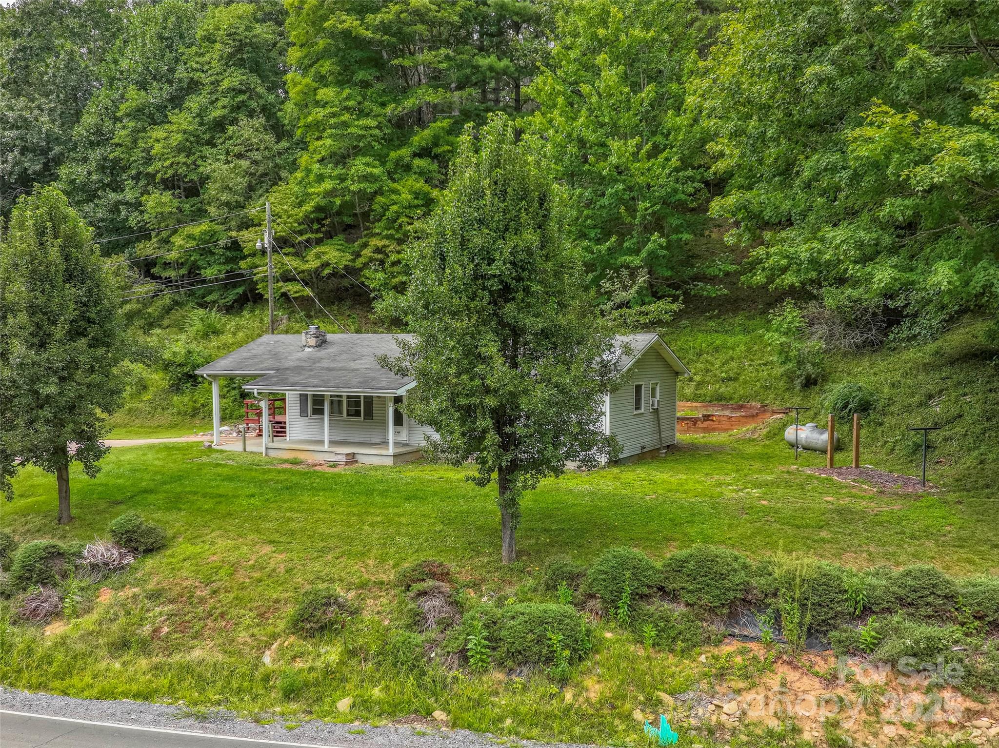 5511 State Hwy 197 S Highway