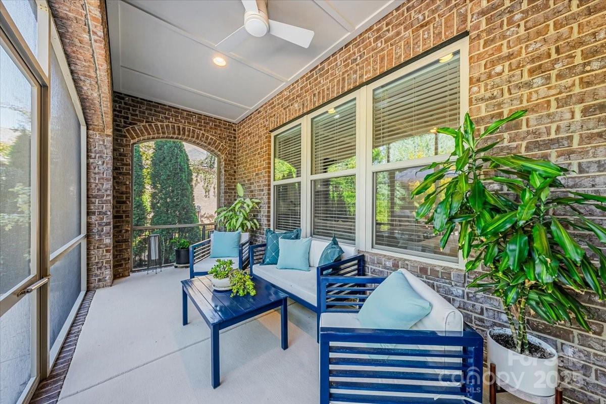 Barber Rock - Residential