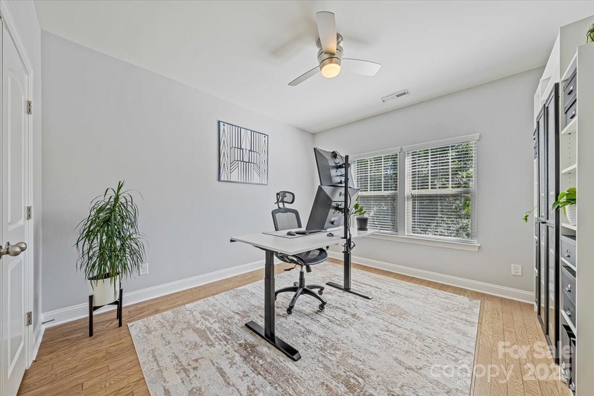 Barber Rock - Residential