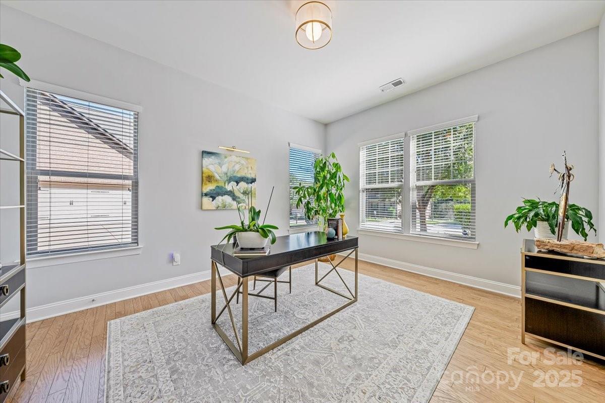 Barber Rock - Residential