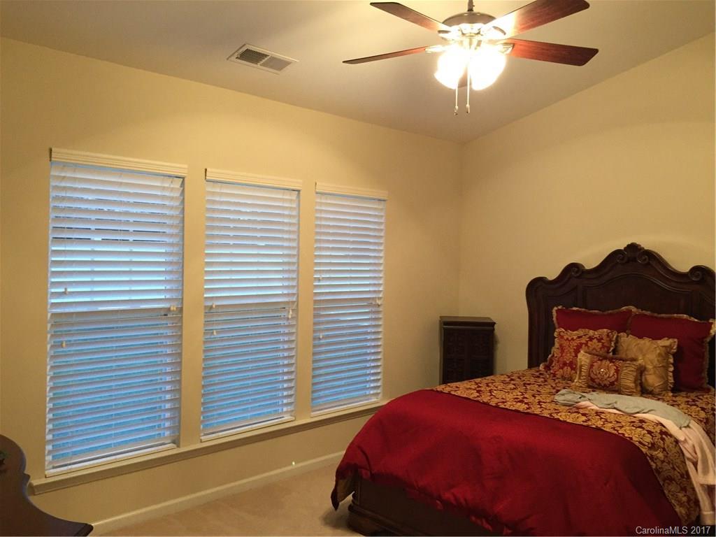 Ridge Pointe - Residential