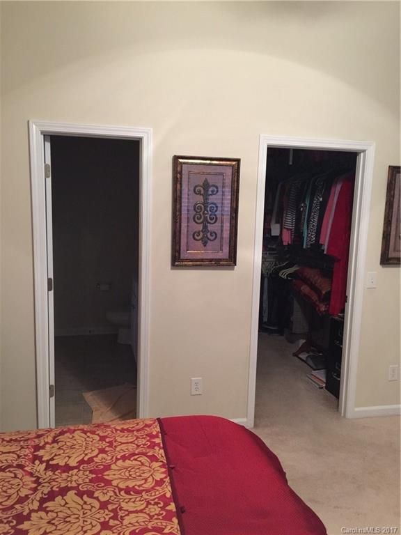 Ridge Pointe - Residential