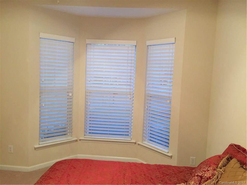 Ridge Pointe - Residential