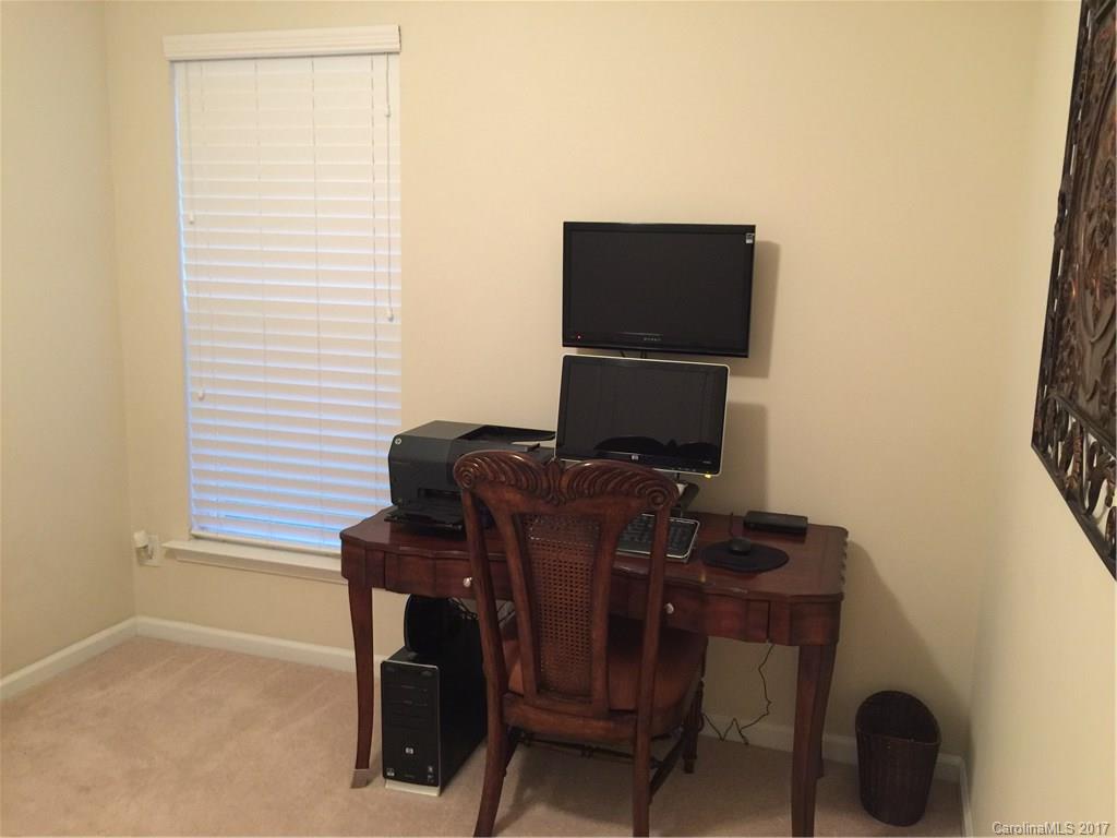 Ridge Pointe - Residential