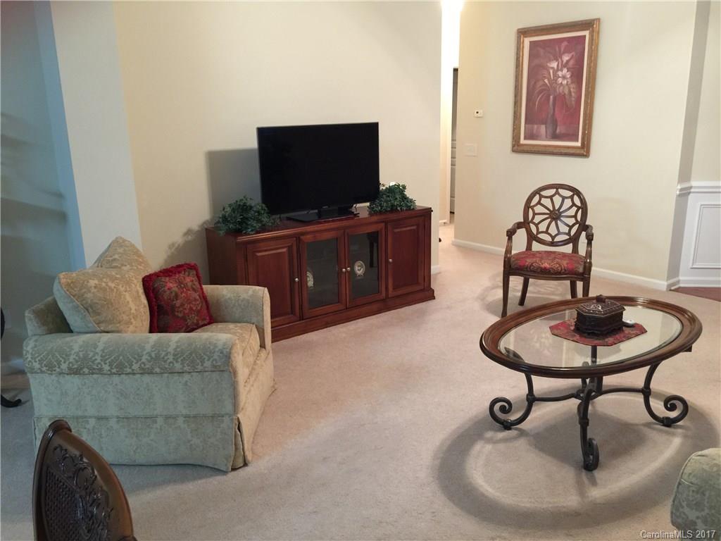 Ridge Pointe - Residential