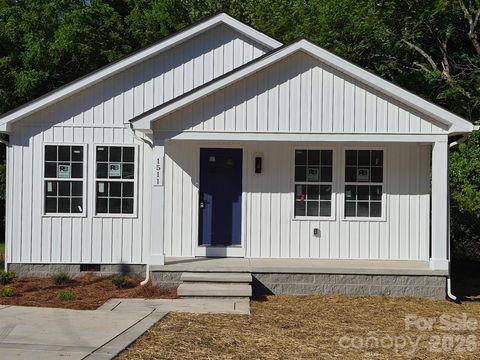 Photo of 1511 W Horah Street, Salisbury, NC 28144 (MLS # 4381407)