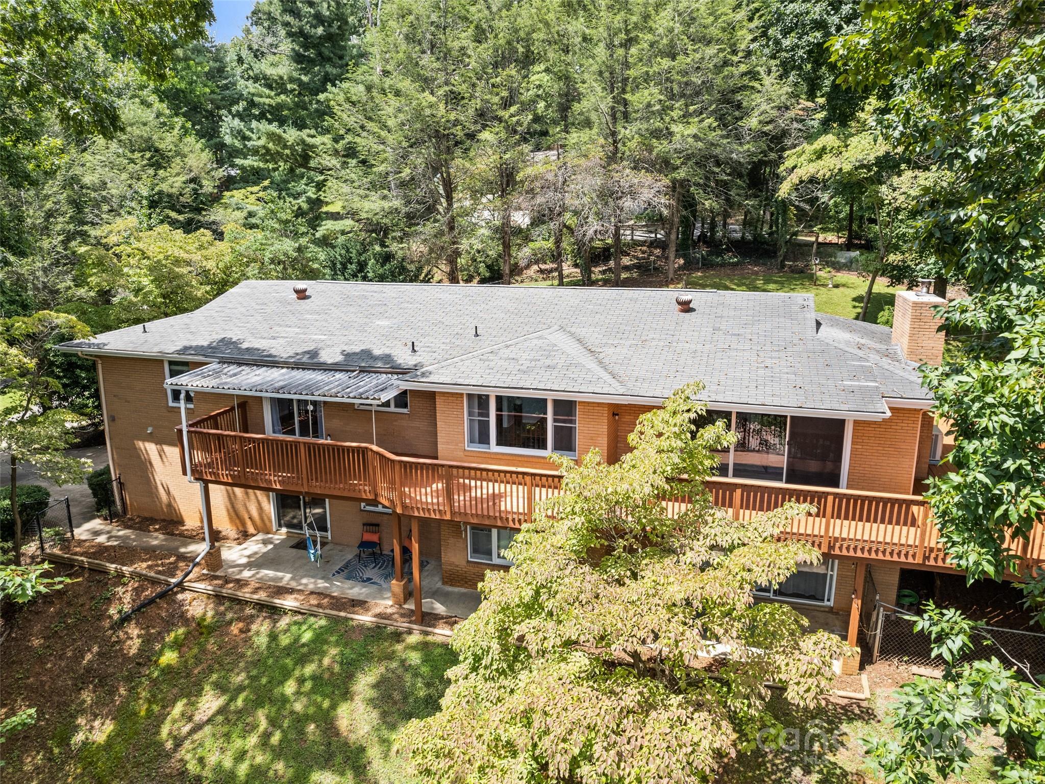 62 Lenoir Circle