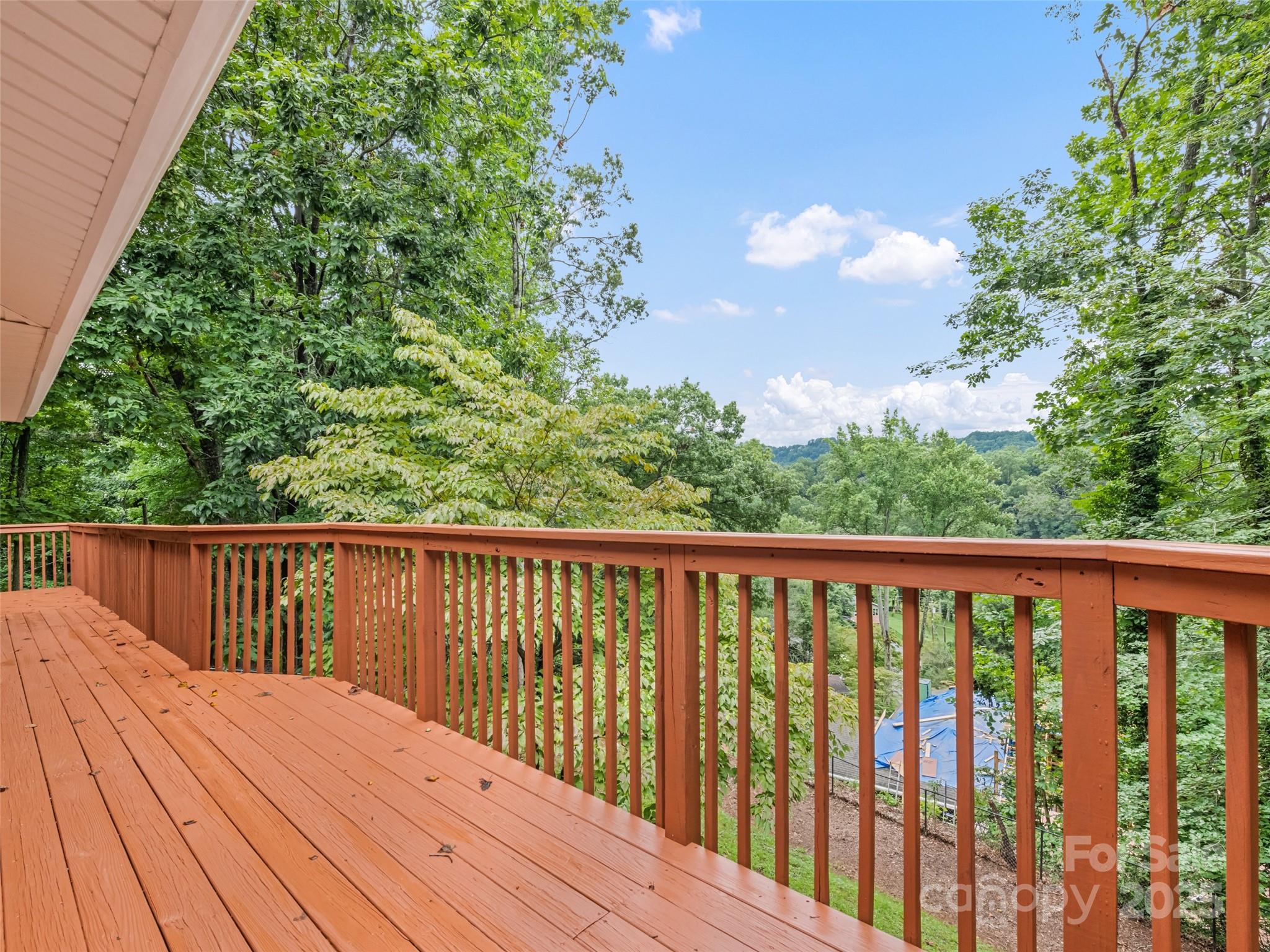 62 Lenoir Circle