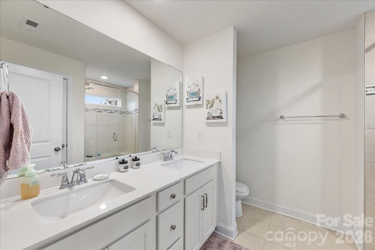 The Townhomes at McKee Glen - Residential