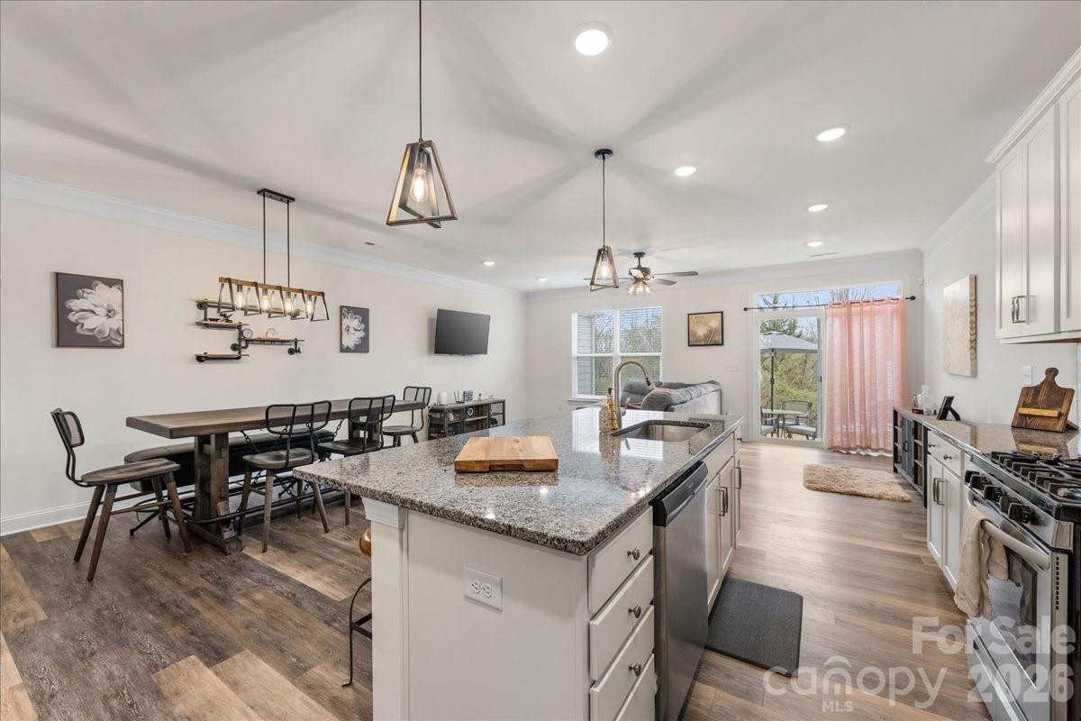 5923 Hampstead Pond Lane