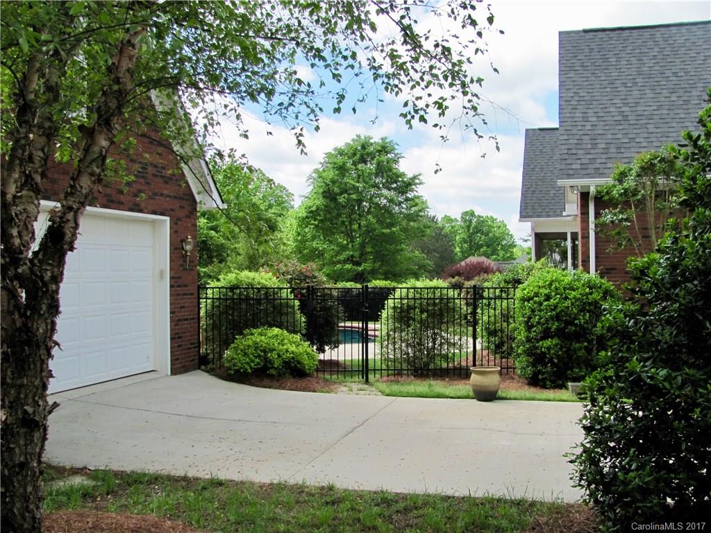 Clarendon Estates - Residential