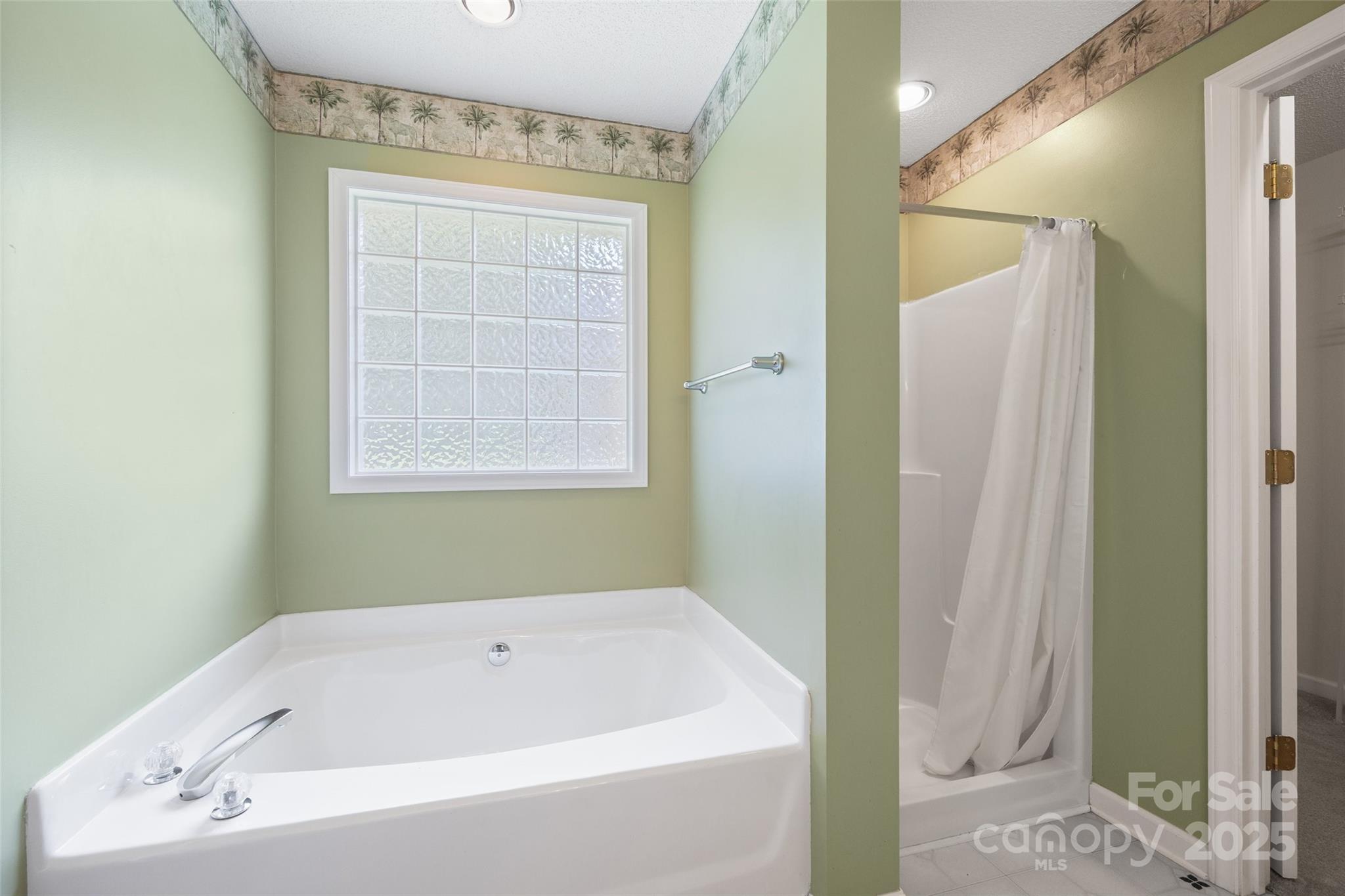 Ole Eastpointe - Residential