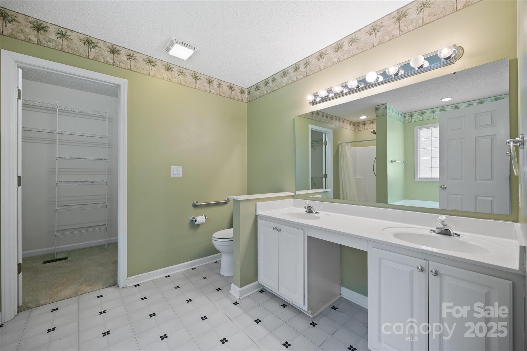 Ole Eastpointe - Residential