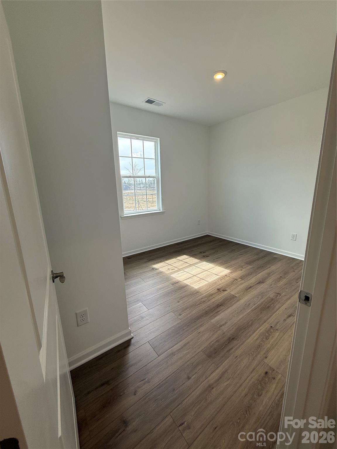 Roselyn - Residential