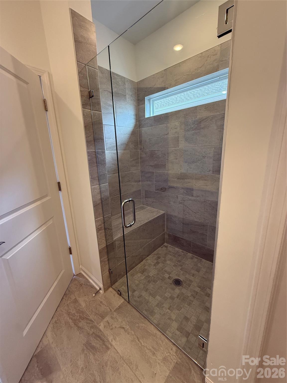 Roselyn - Residential